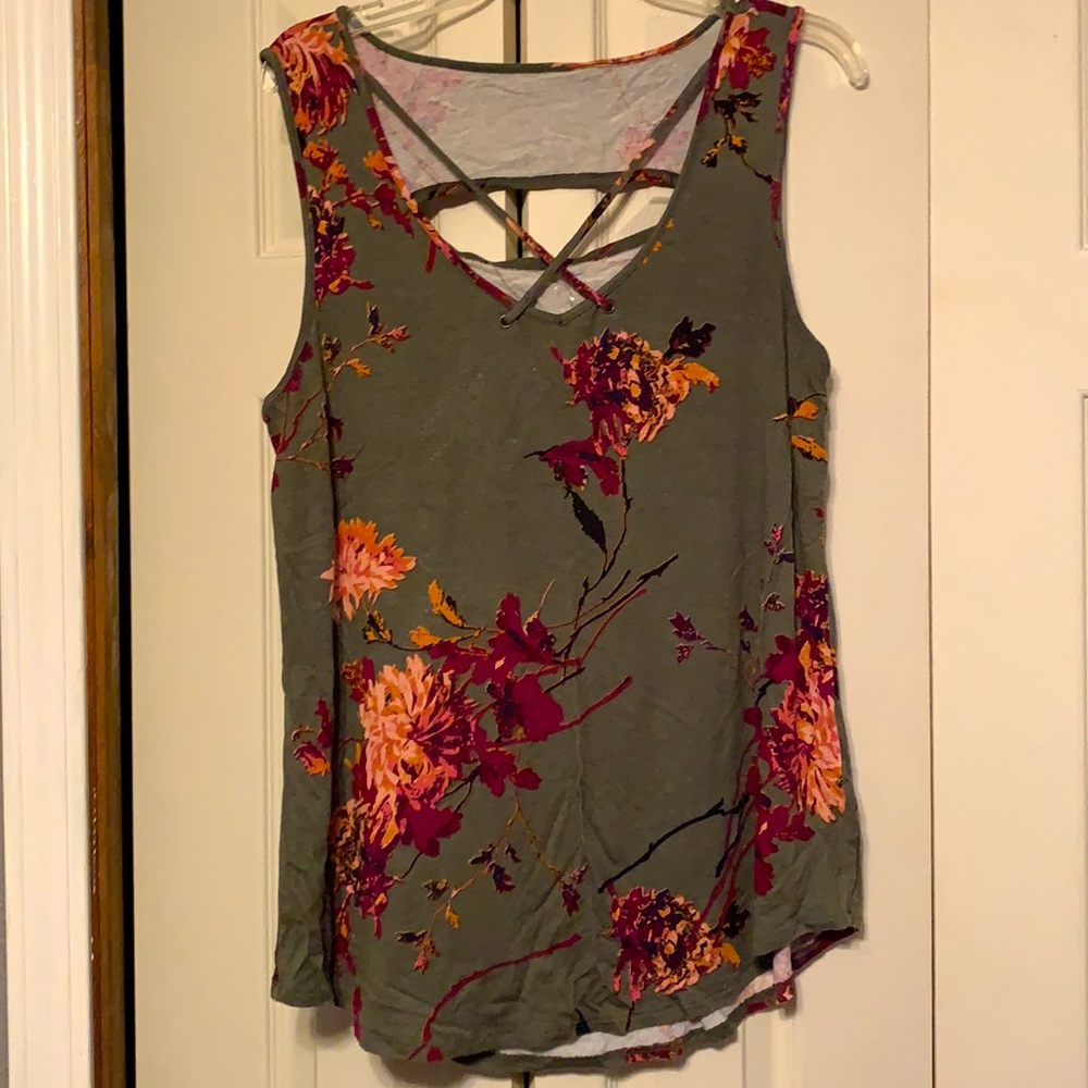 EUC, Maurices tank top